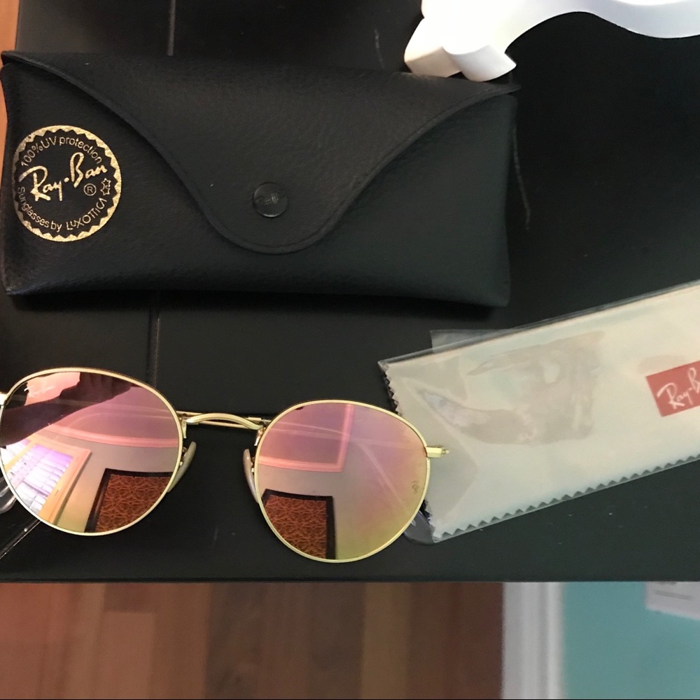 Round RayBans